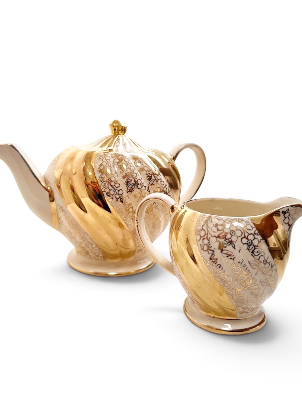 Sadler Vintage Gold and Cream Swirl Teapot 1699/2 made in England 1950 Rare